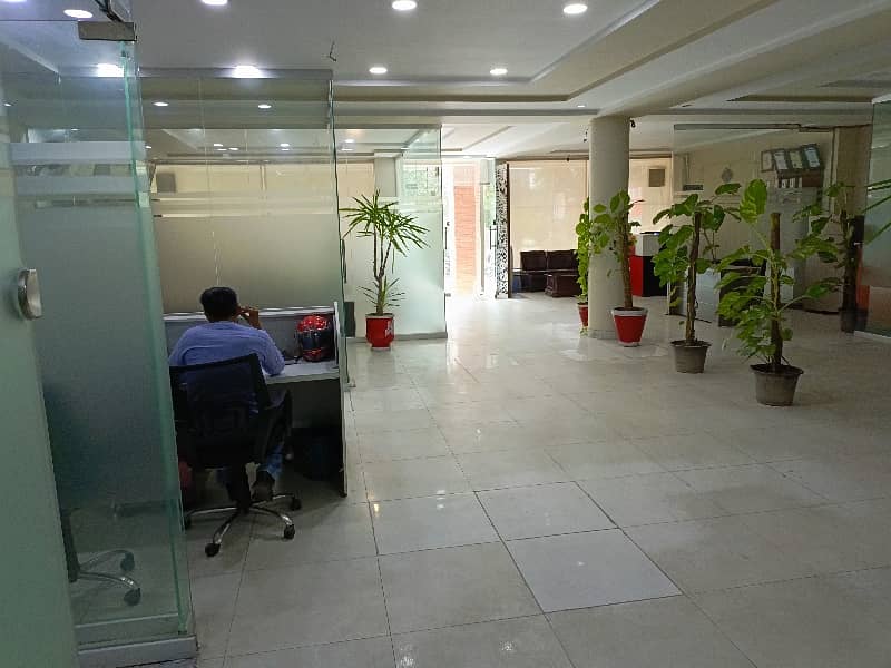 13,Marla Commercial Ground Floor Hall Available For Rent Near Shoukat Khanam Hospital 11