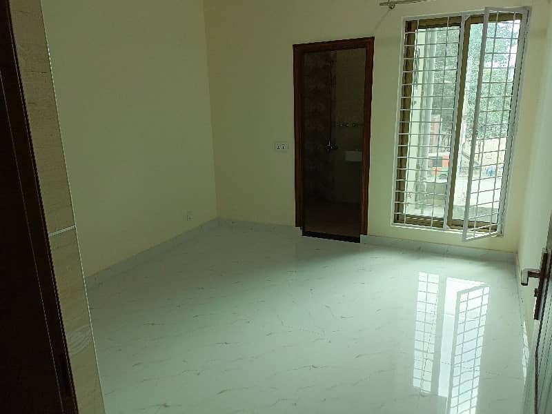 5,Marla Brand New Fist Floor Portion Available For Salient Office Use In Johar Town Near Shahdiwal Chowk 6