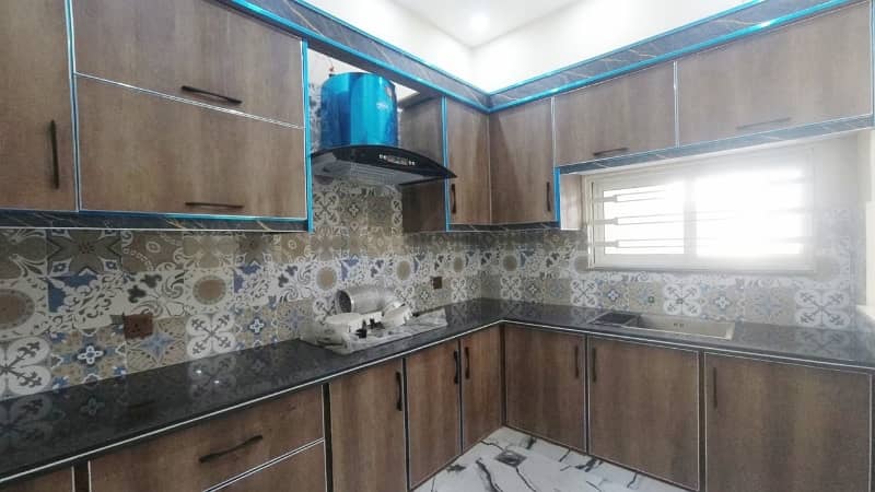 Prime Location House In Jubilee Town - Block F For sale 28