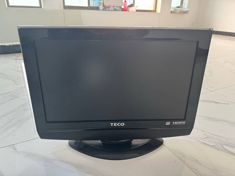 24 Inch Lcd TV Cable/HDMI Screen for sale 6