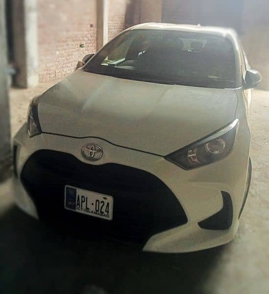 Toyota Yaris fresh imported 0