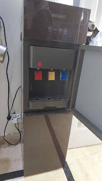 Orient water dispenser slightly used 1