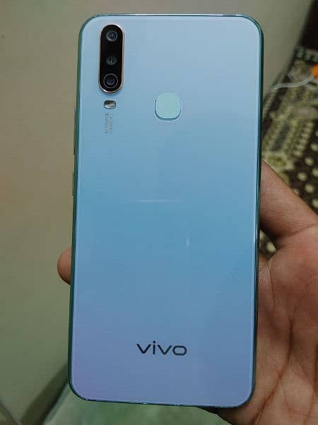 vivo y17 finger print lush condition(8/256) 1