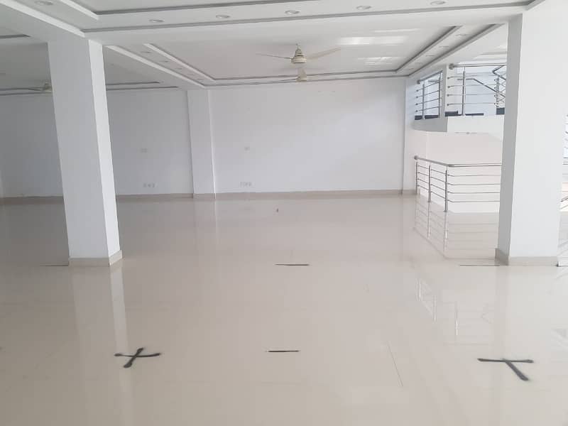 Affordable Office Of 4000 Square Feet Is Available For rent 0