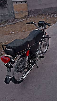 70 cc bike heavy duty accessories in black color