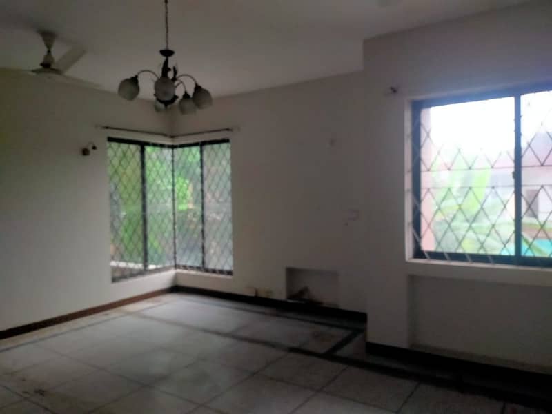 Ready To Buy A Prime Location Upper Portion In Gulberg Gulberg 5