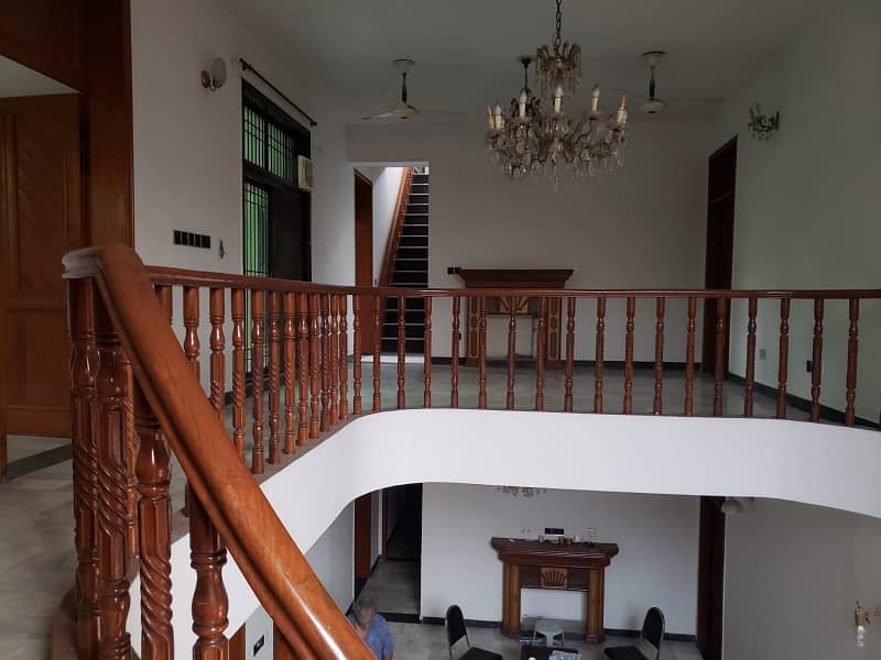 1 Kanal Beautiful House For Rent 17