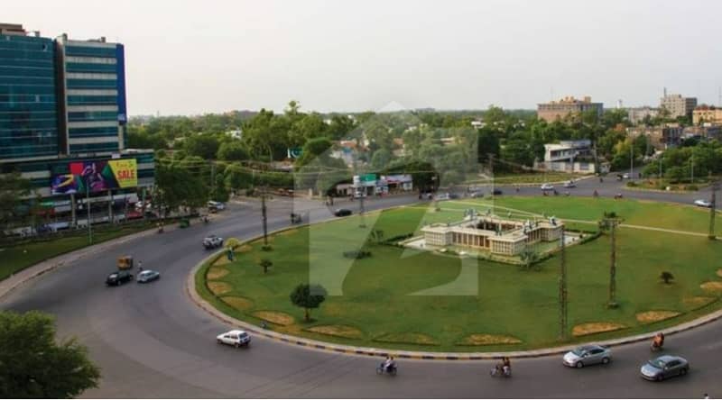 9000 Sq Feet Plaza Available For Rent In Gulberg 1