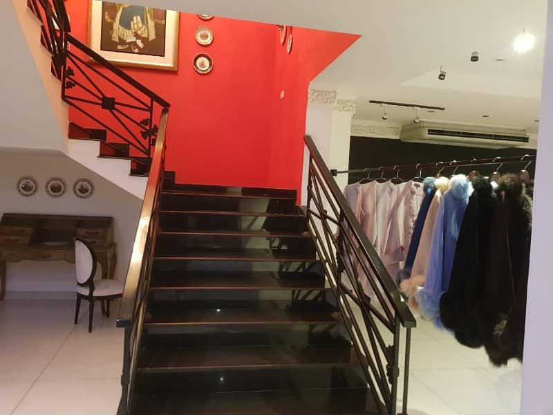 Gulberg Hotspot One Kanal Building For Rent With 3 Floors And Ample Parking 9