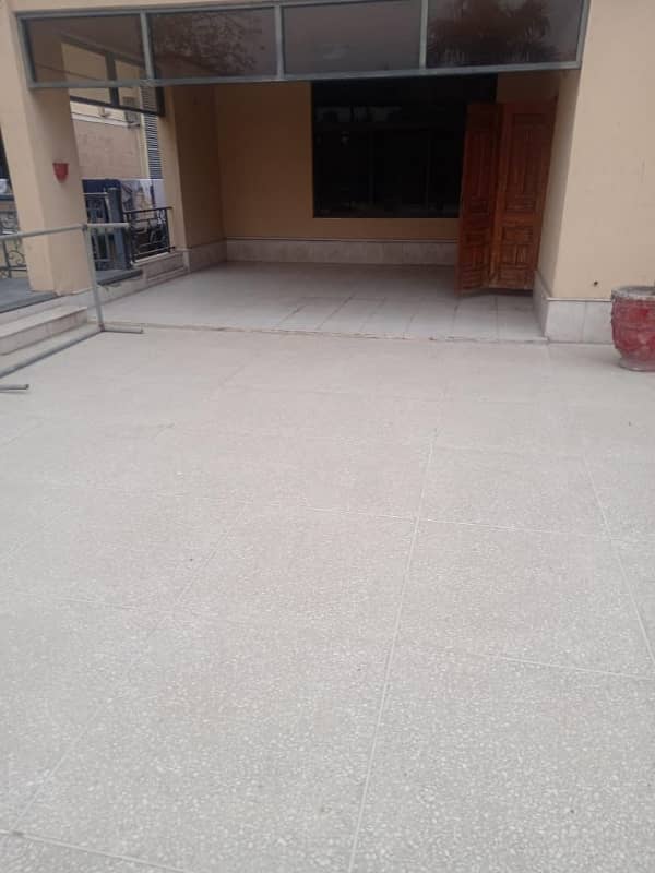 2 Kanal Beautiful House For Rent 23