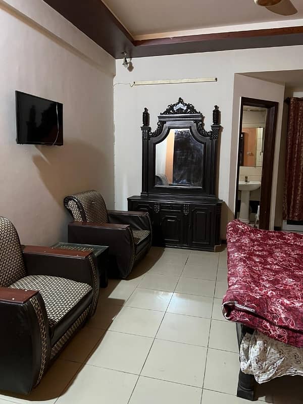 Bahria Qj heights safri villa 1 very good furnished apartment for rent 2