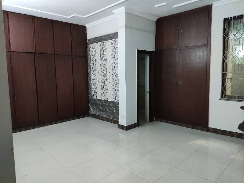 4 Kanal House For Rent 4