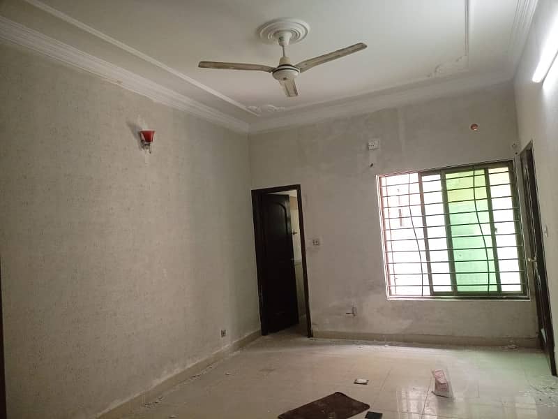 11 Marla House For Rent In Bahria Town 8