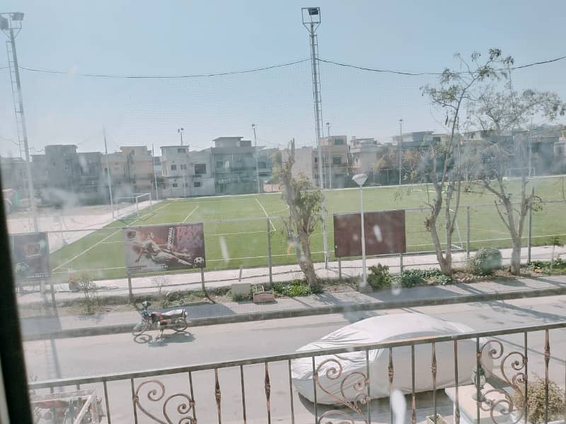 10 Marla House For Sale In Bahria Town 10