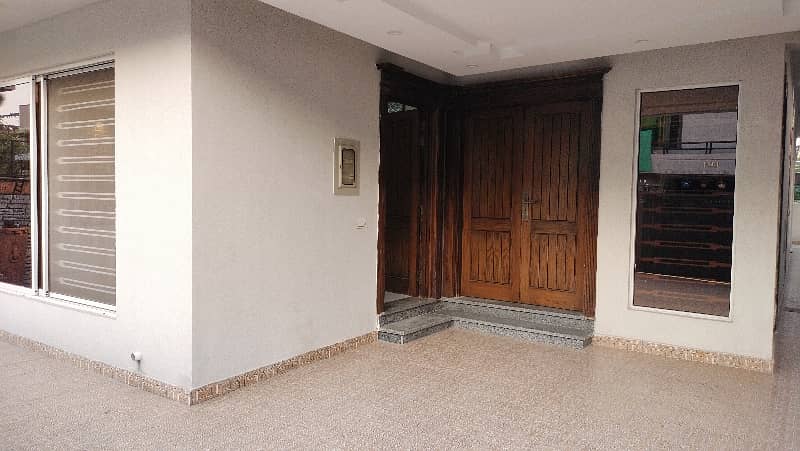 10 Marla House For Sale In Bahria Town 4