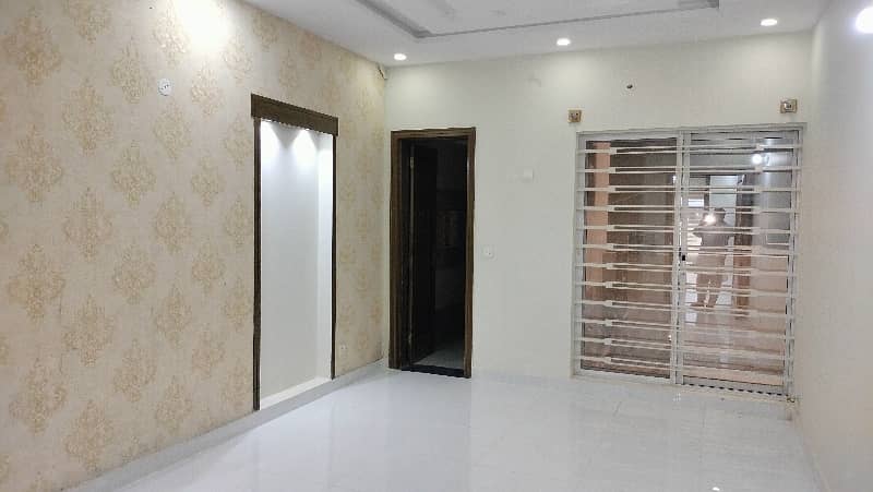 10 Marla House For Sale In Bahria Town 7