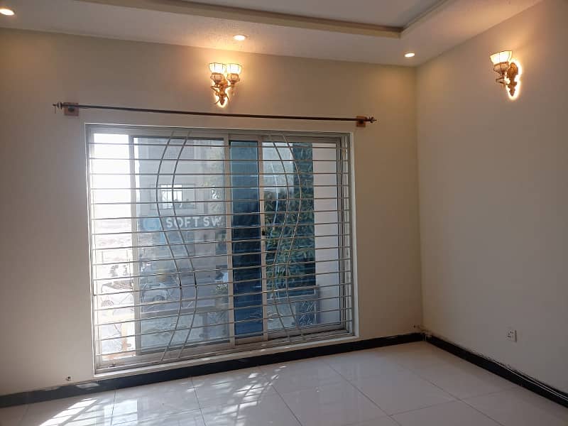11 Marla House For Rent In Bahria Town 18