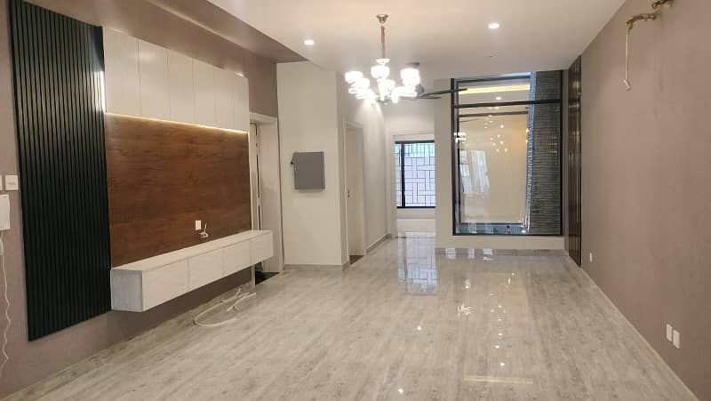 Kanal House for Rent in Bahria Town Phase 2 6