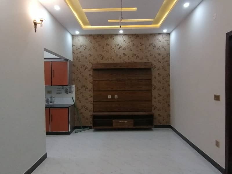 Single Storey 10 Marla House Available In Gulshan-e-Ravi - Block G For sale 0