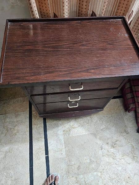 TV table for sale 2