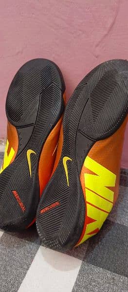 Nike original football shoes 4