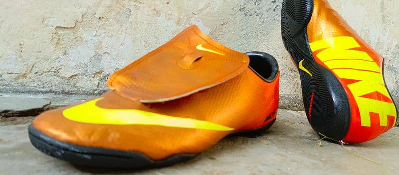 Nike original football shoes 15