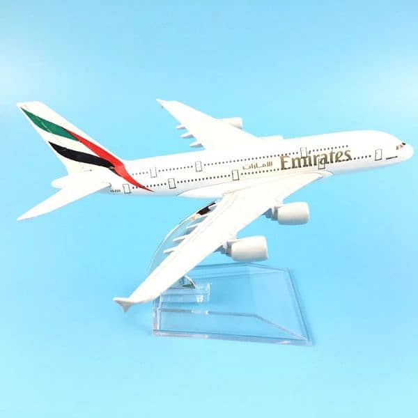 Airplane model Emrates A380 metal body  16 cm 0