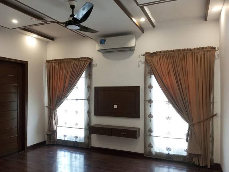 1 Kanal House Upper Portion Available For Rent in DHA Lahore Phase 5 7