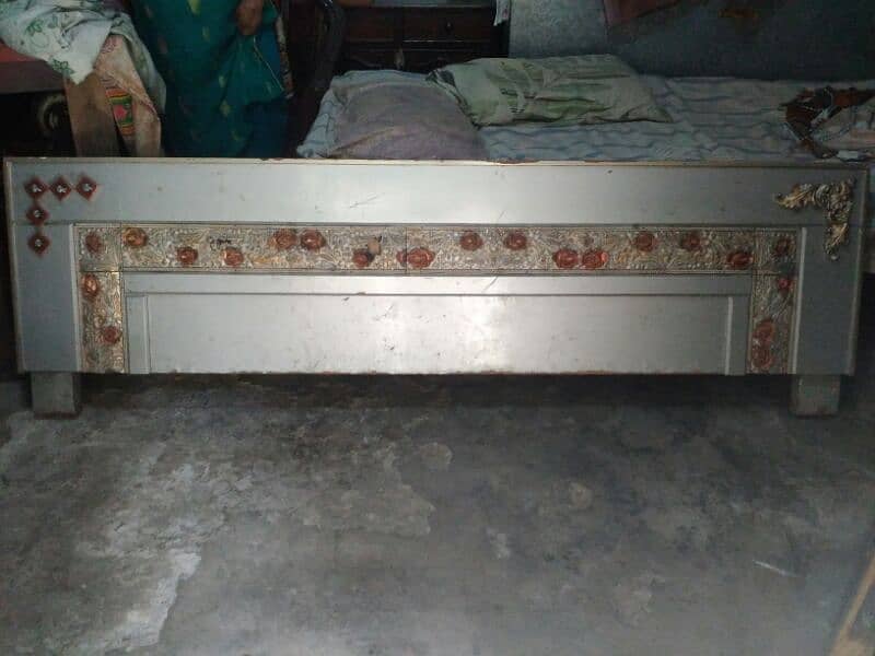 Used Bed 3