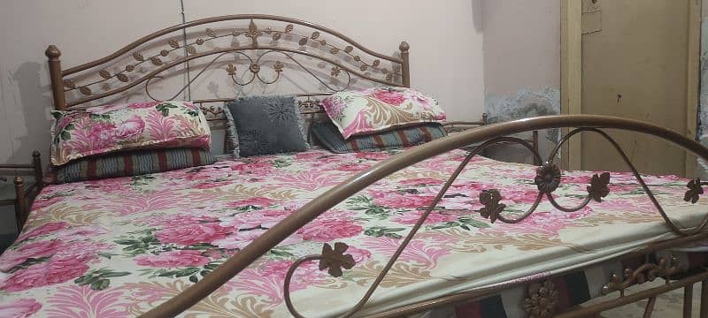 Mattal Bed All set complete bed+site table+dressing 2