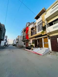 240 Sq Yards Lease Residential Plot Available In Saadi Town - Block 4