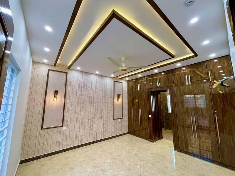 1 Kanal Spanish House For Rent in DHA Phase 6 Near Park & Commercials 4
