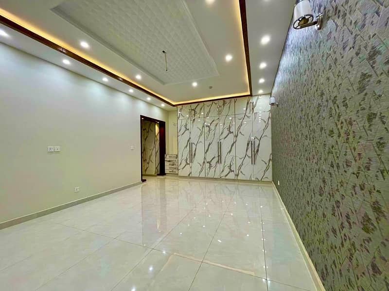 1 Kanal Spanish House For Rent in DHA Phase 6 Near Park & Commercials 9
