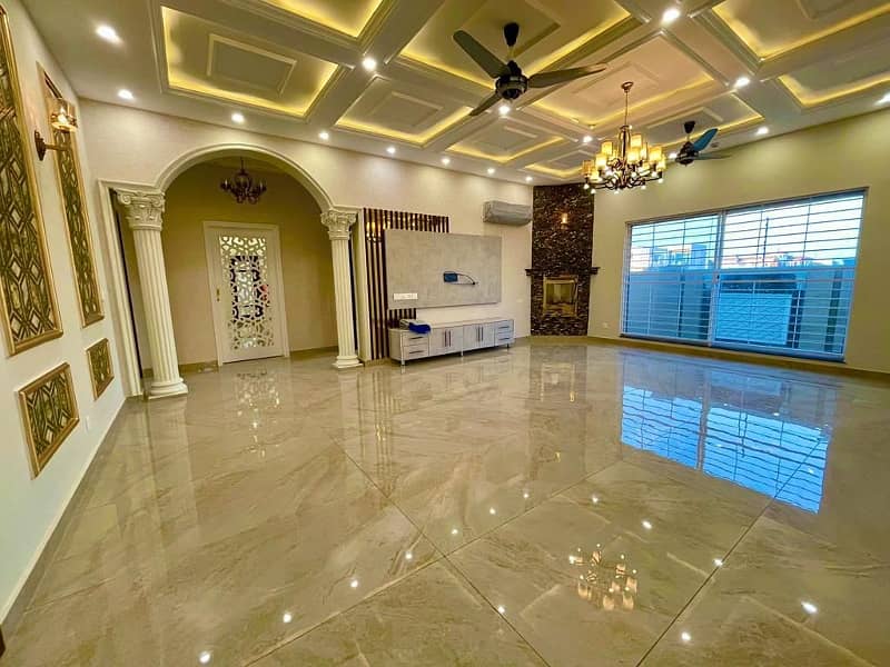 1 Kanal Spanish House For Rent in DHA Phase 6 Near Park & Commercials 17