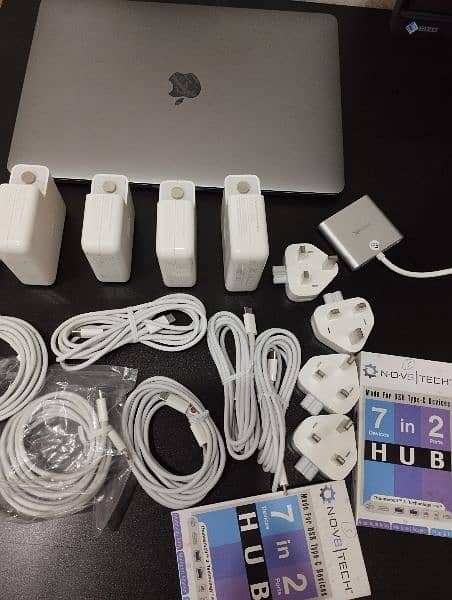 Apple MacBook Charger, Cable, connectors and All Original accessories 2