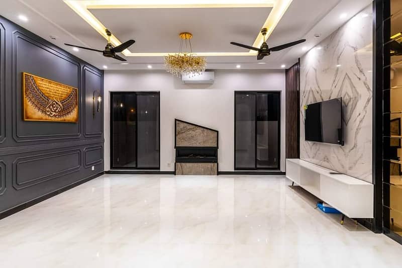 10 Marla Full Basement Fully Furnished Luxury House For Sale 23