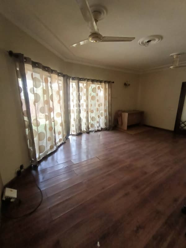 1 Kanal Commercial use House For Rent In Gulberg 17