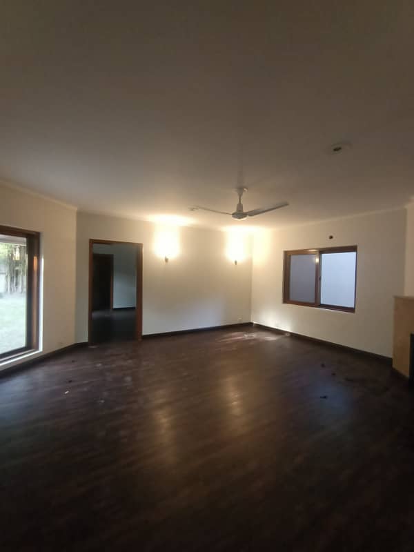 1 Kanal Commercial use House For Rent In Gulberg 22