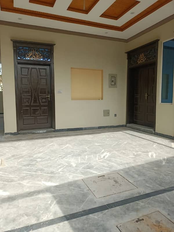 Banigala 13 Marla Double unit house available for rent 12