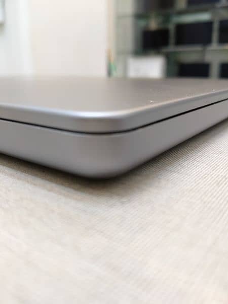 MacBook pro M1 14" 2021 16gb ram 512gb SSD 4