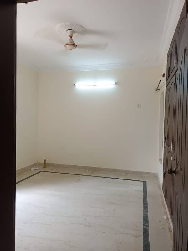 Banigala 2 Kanal Upper Portion Available For Rent 11