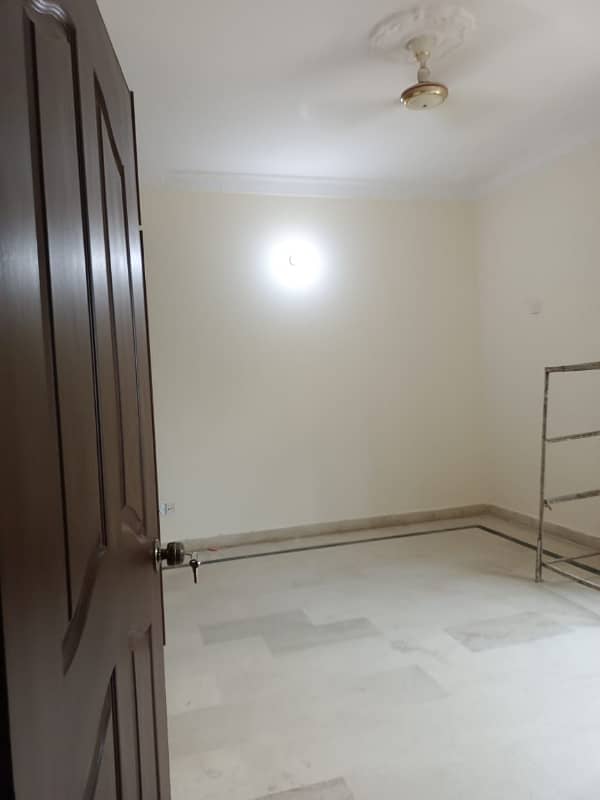 Banigala 2 Kanal Upper Portion Available For Rent 20