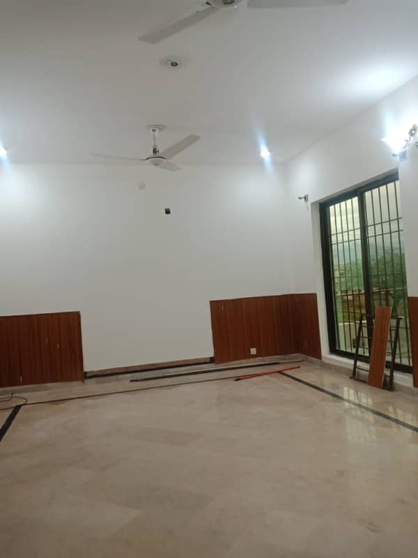 Bani Gala 25 Marla Upper Portion Available For Rent With Gas 6