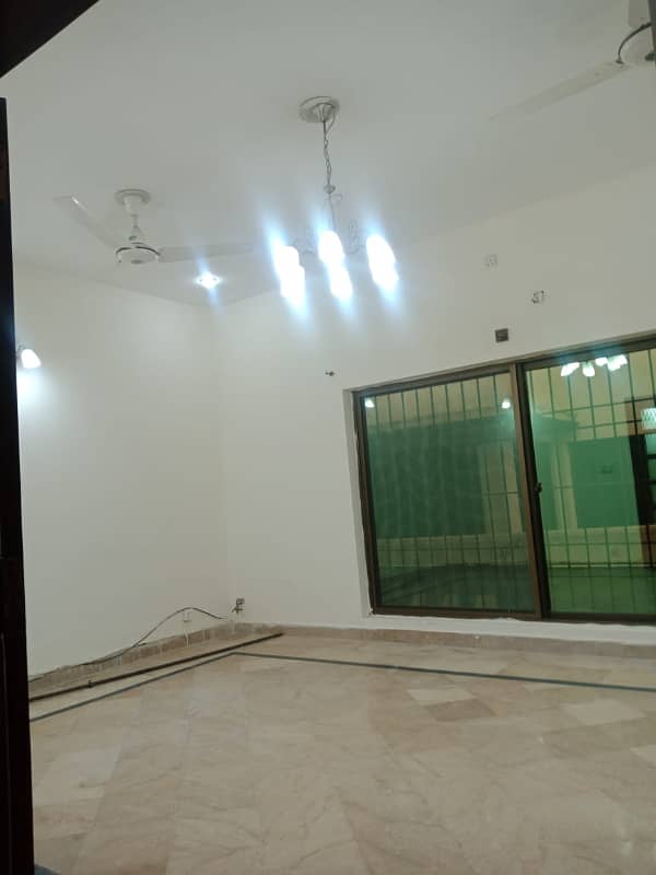 Bani Gala 25 Marla Upper Portion Available For Rent With Gas 8