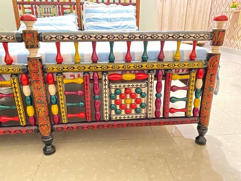 Traditional Nankana Style Colourful bed made of real wood 8
