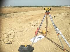 land surveyor with totalstation 03193307245