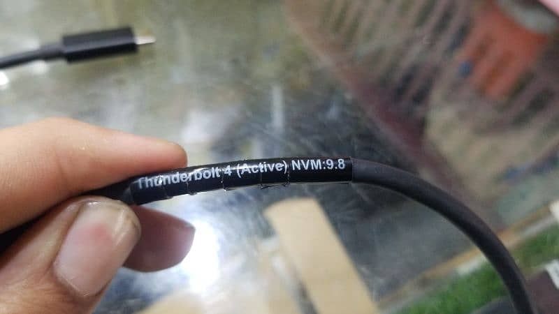 Dell thunderbolt 4 Active 5 Feet Long cable 1