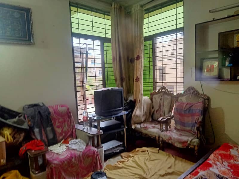 3 BED UPPER PORTION FOR RENT IN ALLAMA IQBAL TOWN 6