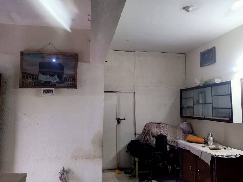 3 BED UPPER PORTION FOR RENT IN ALLAMA IQBAL TOWN 9