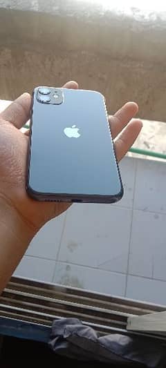 Iphone 11
Non PTA JV
64 gb
Battery 94
Face I'd ok  only  panel change